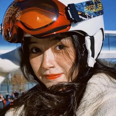 男孩、鼹鼠、狐狸和马